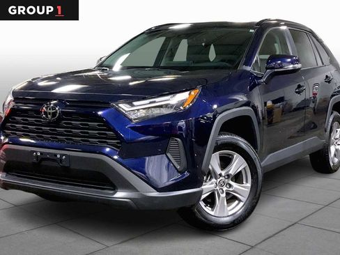 Used 2024 Toyota RAV4 XLE image 1