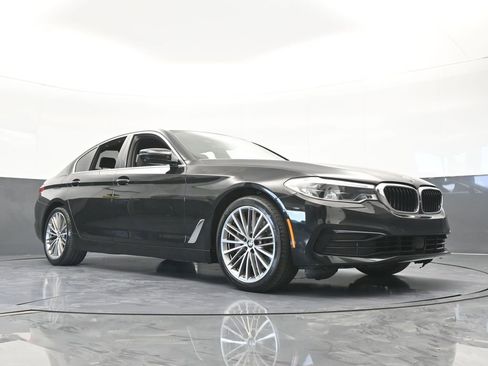 Used 2019 BMW 530i w/ Premium Package RWD image 74
