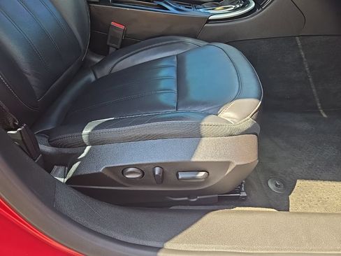 Used 2015 Buick Regal Premium w/ Experience Buick Package FWD image 29