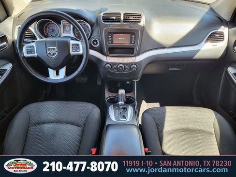 Used 2018 Dodge Journey SE w/ Popular Equipment Group image 12