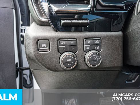 Used 2025 Chevrolet Silverado 3500 High Country w/ High Country Premium Package AWD/4WD image 38