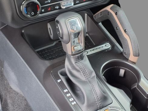 Used 2024 Ford Bronco Outer Banks image 20