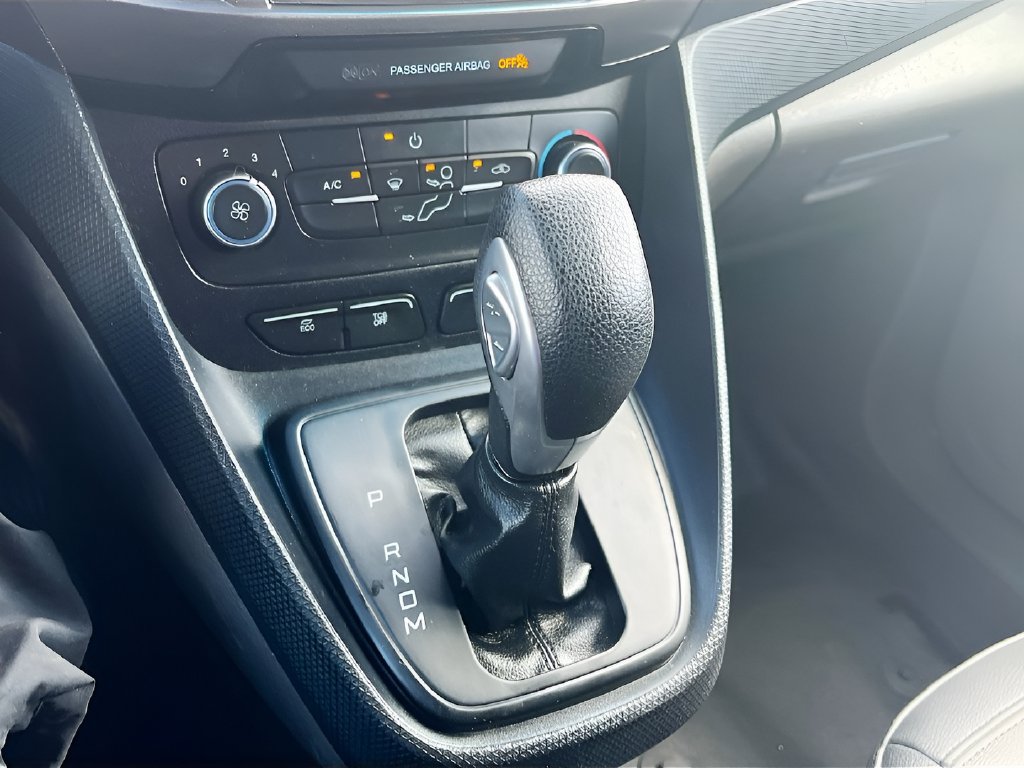 Used 2023 Ford Transit Connect XL FWD image 16