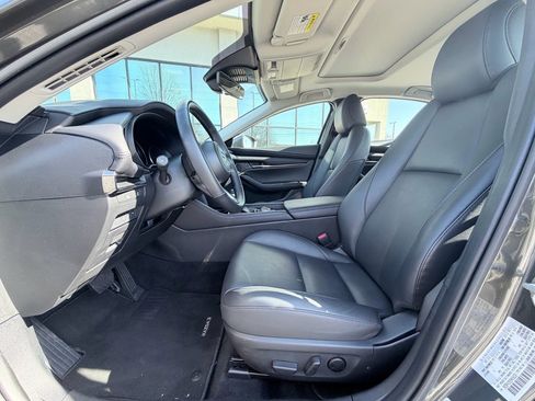 Used 2025 MAZDA MAZDA3 s image 21
