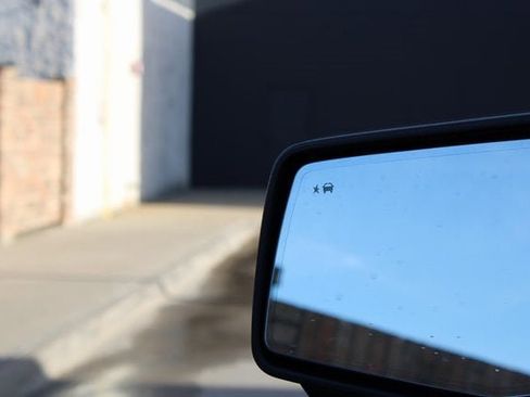 Used 2020 GMC Sierra 1500 AT4 w/ AT4 Premium Package image 23