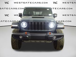 New 2026 Jeep Gladiator Mojave video 4