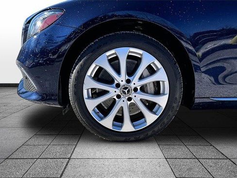 Used 2019 Mercedes-Benz E 450 4MATIC Wagon image 4