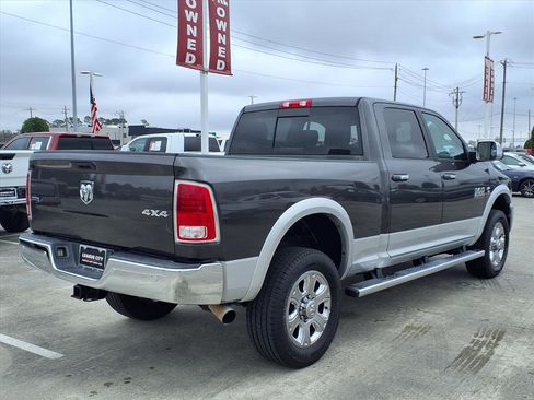 Used 2018 RAM 2500 Laramie w/ Convenience Group image 4
