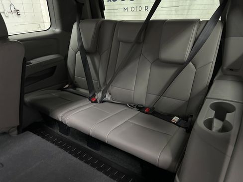 Used 2014 Honda Pilot Touring image 24