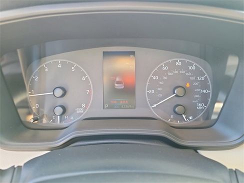 Used 2024 Toyota Corolla LE image 21