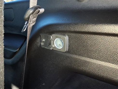 Certified 2023 Jeep Grand Cherokee L Laredo image 13