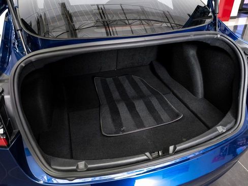 Used 2018 Tesla Model 3 Long Range image 47