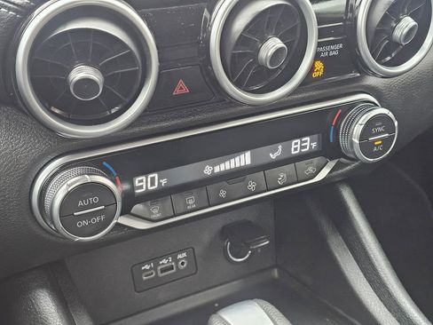 Used 2020 Nissan Sentra SV w/ Electronics Package image 24