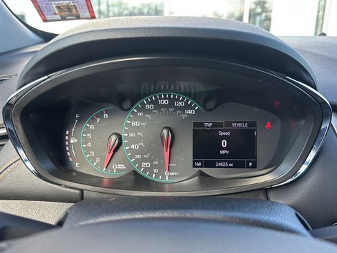 Used 2020 Chevrolet Trax LT w/ LT Convenience Package image 27