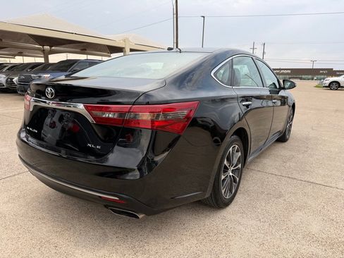 Used 2016 Toyota Avalon XLE image 7