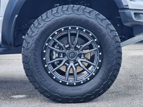 Used 2025 Ford F150 Raptor AWD/4WD image 11