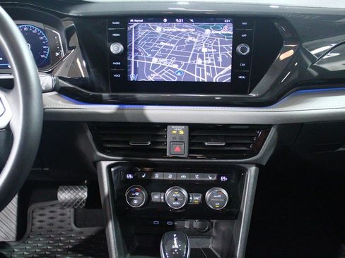 Used 2022 Volkswagen Taos SEL image 21