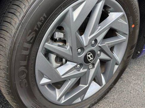 New 2024 Hyundai Elantra SEL image 30