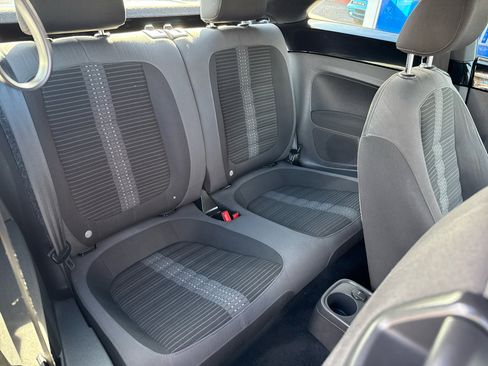 Used 2012 Volkswagen Beetle 2.0T image 20