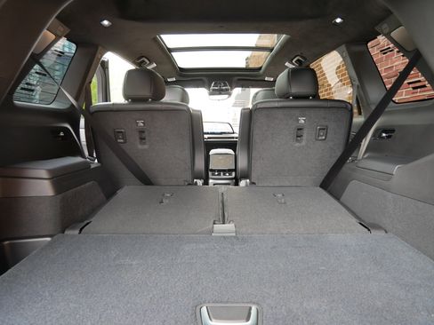 Certified 2026 Cadillac Vistiq Platinum AWD/4WD image 11