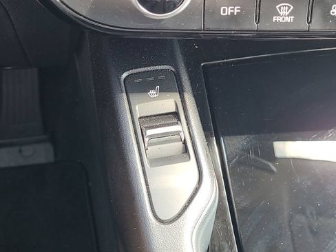 Used 2025 Kia Telluride S FWD image 23