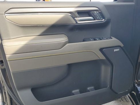 Used 2024 Chevrolet Silverado 1500 ZR2 w/ Technology Package image 42