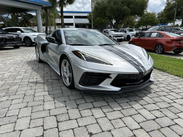 Used 2020 Chevrolet Corvette Stingray Preferred Conv w/ 2LT Preferred Equipment Group RWD image 17