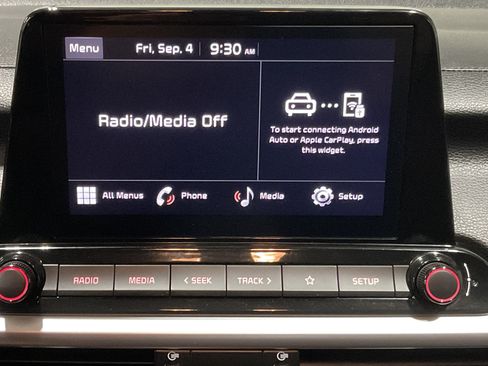 Used 2024 Kia Forte LXS w/ LXS Technology Package FWD image 13