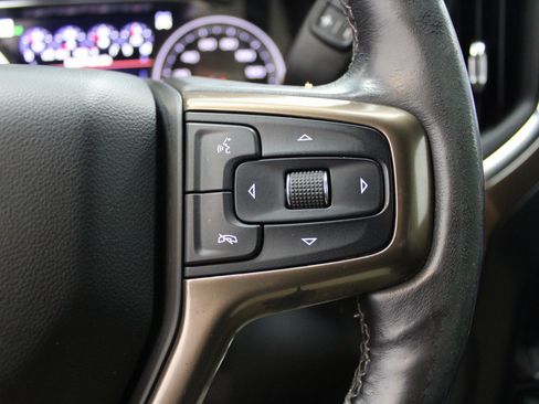 Used 2019 Chevrolet Silverado 1500 High Country w/ Safety Package II image 39