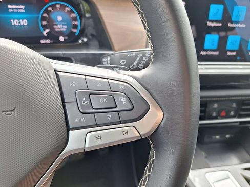 Used 2025 Volkswagen Atlas SE FWD image 20