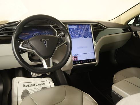 Used 2013 Tesla Model S Performance image 18