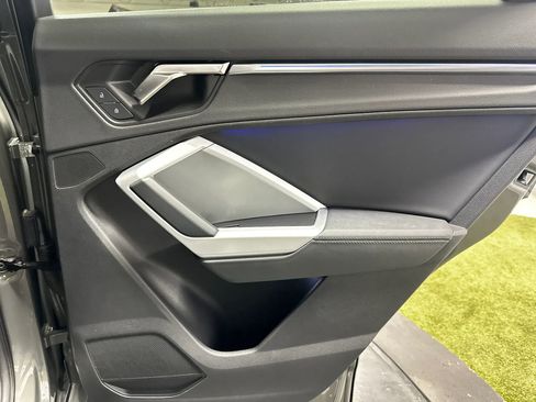 Used 2022 Audi Q3 2.0T Premium Plus image 22