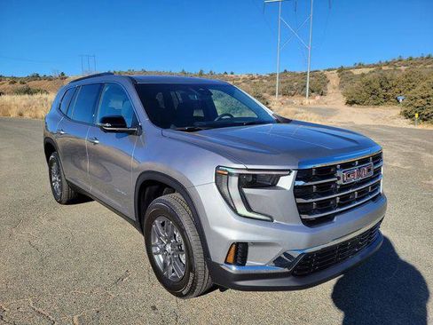 New 2026 GMC Acadia Elevation image 2