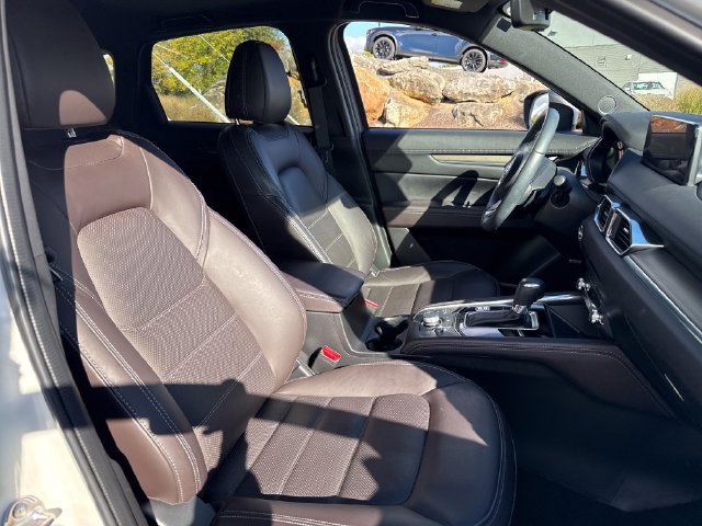 Certified 2024 MAZDA CX-5 Signature AWD/4WD image 11