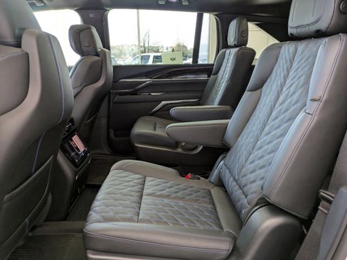 New 2025 Cadillac Escalade IQ Luxury 1 image 8