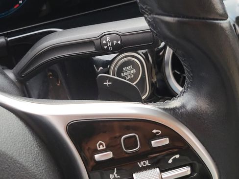 Used 2022 Mercedes-Benz GLA 250 4MATIC w/ Premium Package image 26