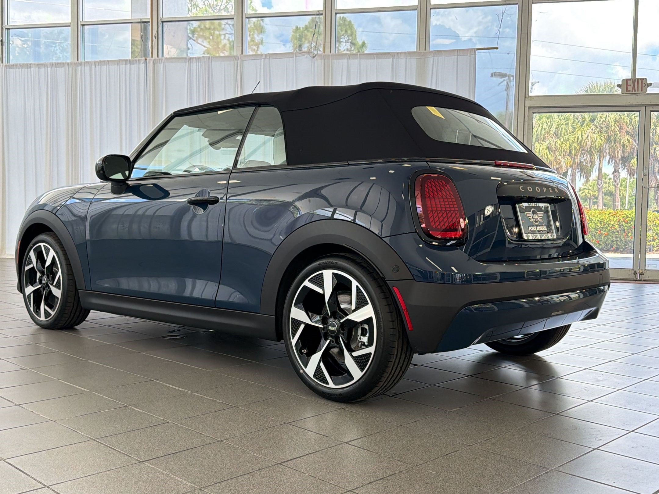 New 2026 MINI Cooper S FWD image 3