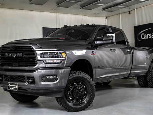 Used 2024 RAM 3500 Laramie w/ Night Edition AWD/4WD image 4