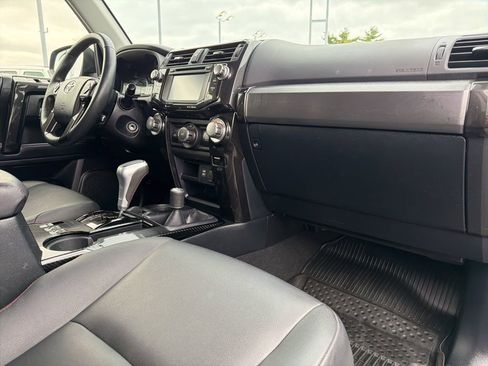 Used 2019 Toyota 4Runner TRD Off-Road Premium AWD/4WD image 54