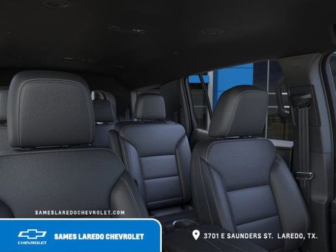 New 2026 Chevrolet Traverse LT w/ Midnight/Sport Edition FWD image 24