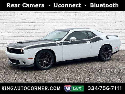 Used 2022 Dodge Challenger R/T w/ T/A Package image 1