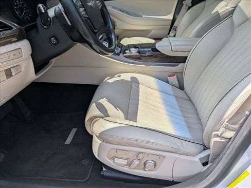 Used 2019 Genesis G90 5.0 Ultimate image 17