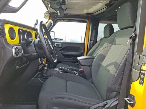 Used 2021 Jeep Wrangler Sport image 15