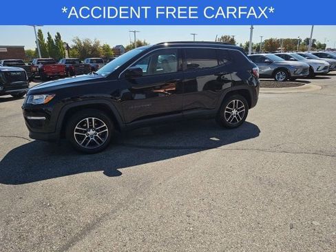 Used 2019 Jeep Compass Latitude w/ Popular Equipment Group image 9