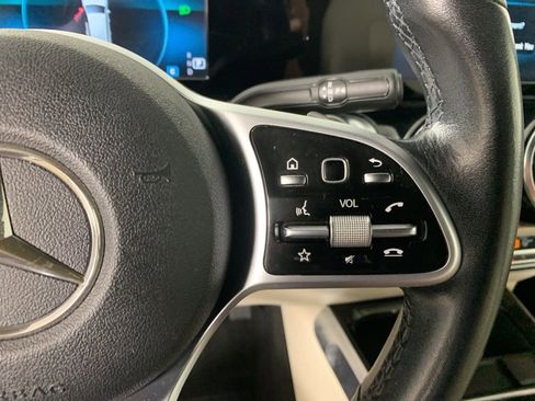 Used 2020 Mercedes-Benz GLB 250 image 22
