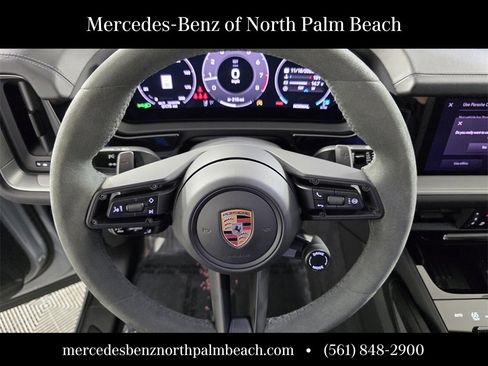 Used 2025 Porsche Cayenne GTS image 19