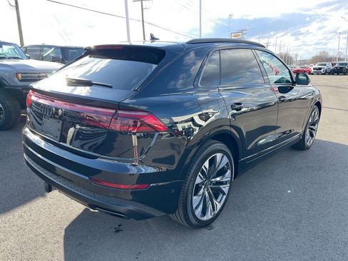Used 2024 Audi Q8 Prestige image 5