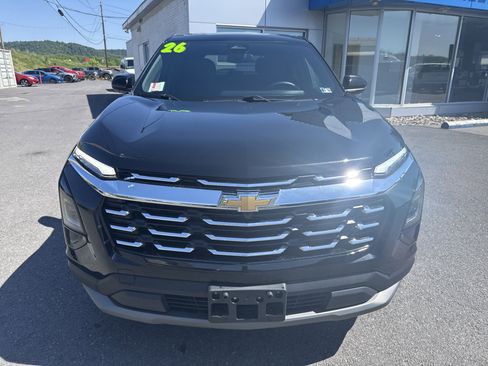 Used 2026 Chevrolet Equinox LT AWD/4WD image 8