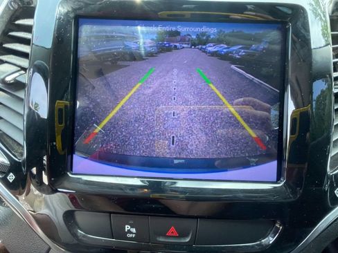 Used 2019 Jeep Cherokee Limited AWD/4WD image 20