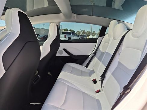 Used 2025 Tesla Model 3 Performance image 22